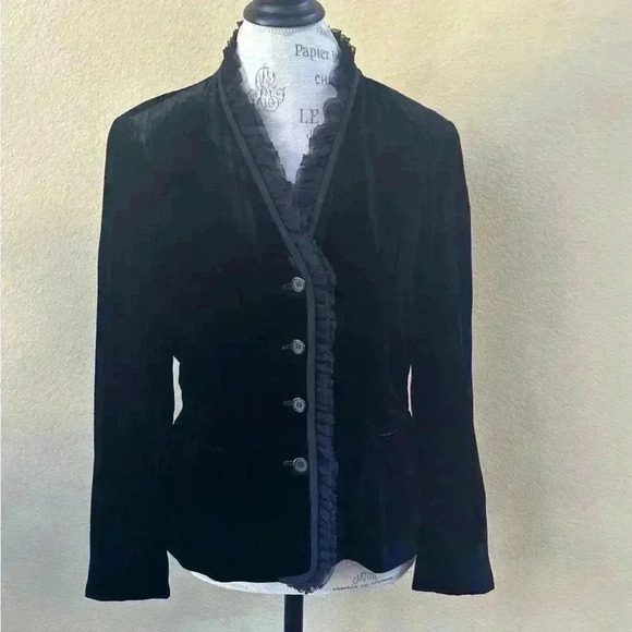 DKNY Black Velvet Jacket With Silk Lace Trim Women’s Size 12 EUC! - Picture 5 of 6